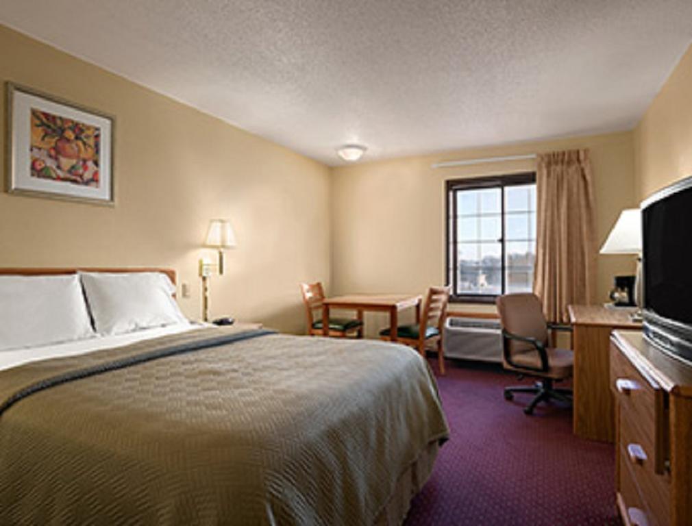 Travelodge Inn & Suites By Wyndham Muscatine Habitación foto